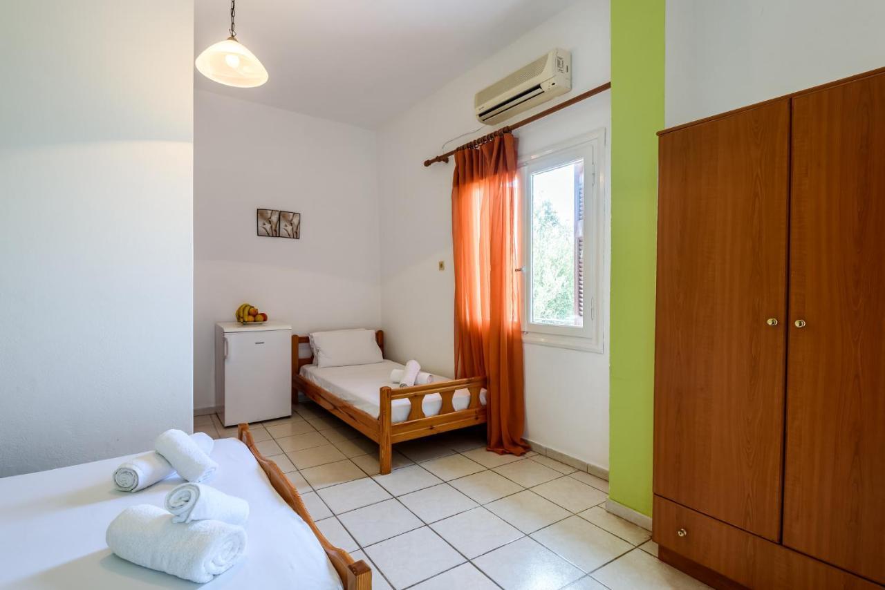 Antonis Studio Sfinarion Ngoại thất bức ảnh